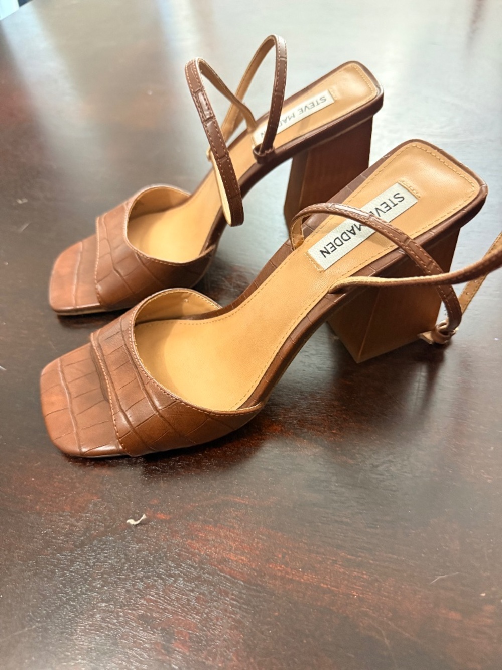 Steve Madden Brown Croc Embossed Block Heel Sandals Size 9